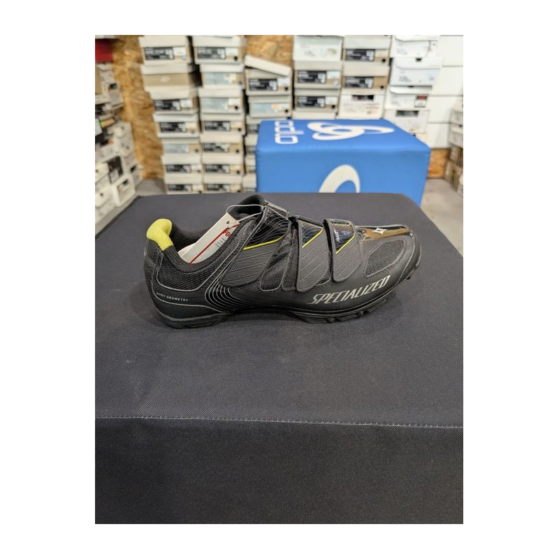 Buty nowe rowerowe SPD Specialized riata r.40