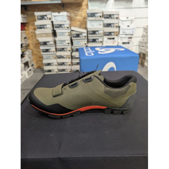 Buty nowe SPD MTB Bontrager foray r.45