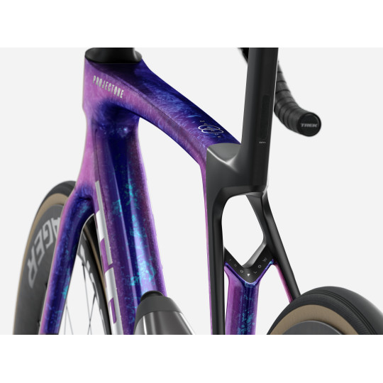 Rower TREK Madone SLR 7 AXS Gen 8