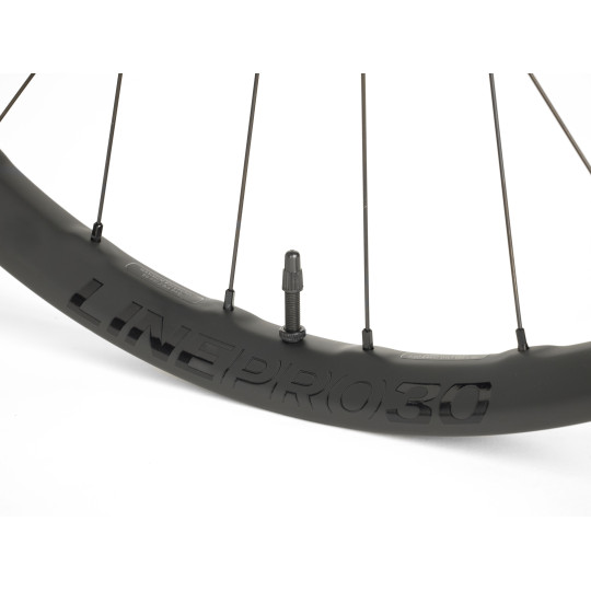 Koło (przód) BONTRAGER Koło górskie Bontrager Line Pro 30 TLR Boost 27,5