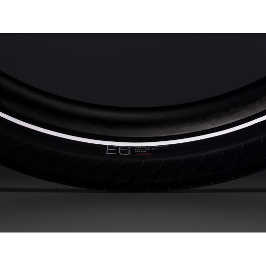 Opona BONTRAGER Opona do rowerów elektrycznych Bontrager E6 Hard-Case Lite
